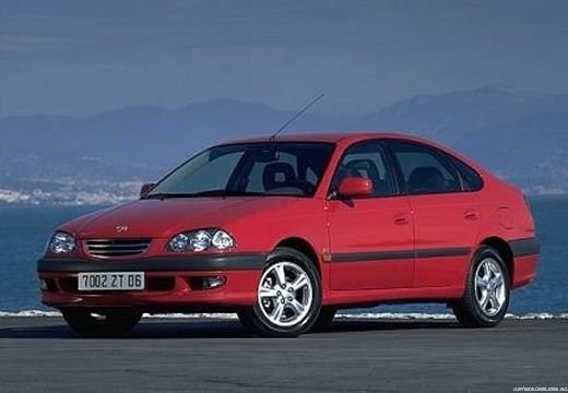 Toyota Avensis I