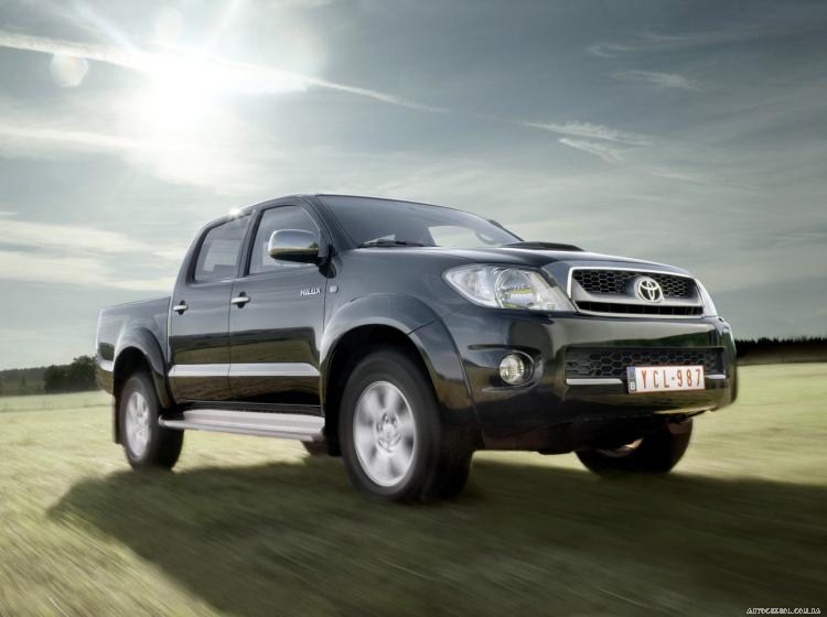 Toyota Hilux VII 2005