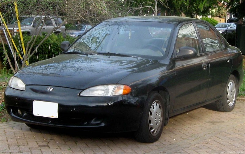 Hyundai Elantra 1995