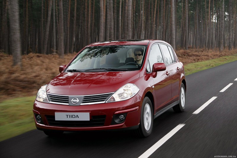 Nissan Tiida 2011