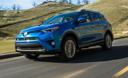 Toyota RAV4 2016 гибрид