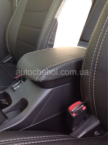 Качественные авточехлы модель динамик на Mitshubishi Lancer X 1,5. MW Brothers