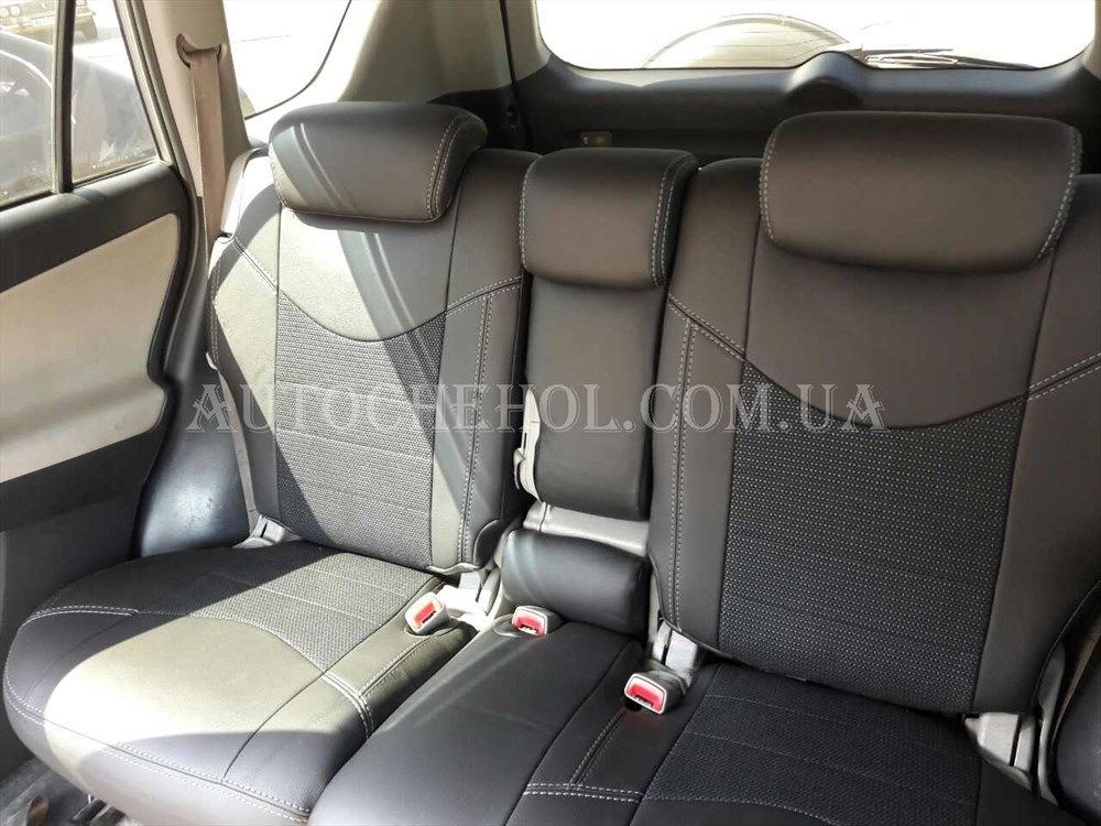 Качественные авточехлы модель динамик на Toyota Rav 4 2007. MW Brothers