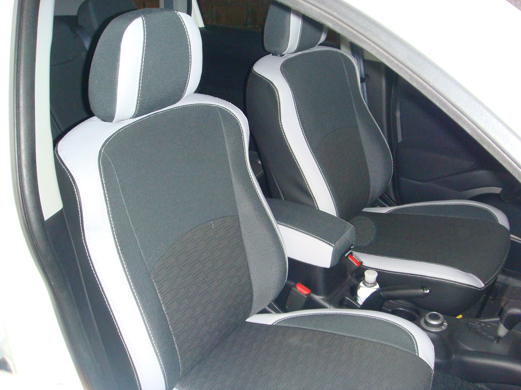 Светло серые авточехлы на Peugeot 4007(2007). MW BROTHERS