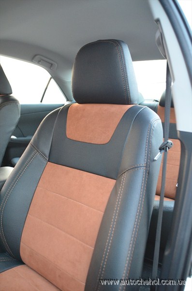 Черно-кориченевые арпатека и алькантара чехлы на сиденья Toyota Camry 50, Leather StyLe MW Brothers