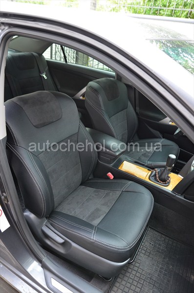 Серые авточехлы на Toyota Venza, арпатек и алькантара Leather Style, MW