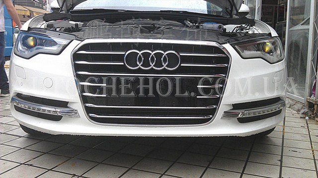 Ходовые огни на Audi A6 2012, дополнительные огни на Audi A6