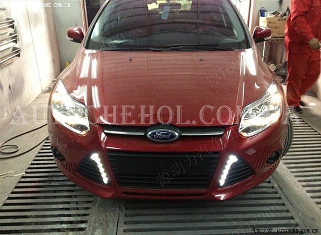 Ходовые огни на фары Ford Focus 2012, дополнительные огни на фары Ford focus 2012