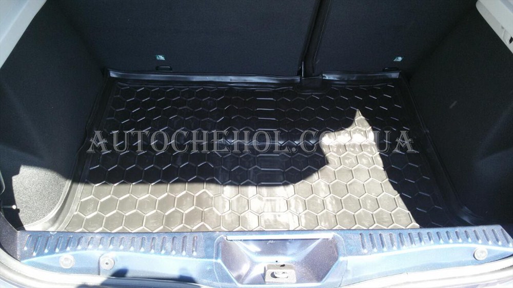 Черный качественный коврик в багажник Renault Sandero 2012, autogumm