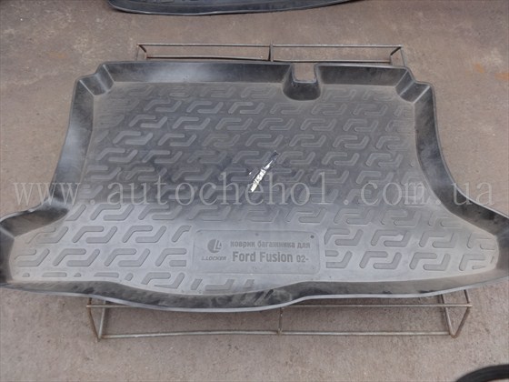 Черный качественный коврик в багажник FORD Fusion