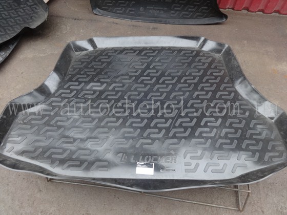 Черный качественный коврик в багажник Honda Civic Sedan 2006