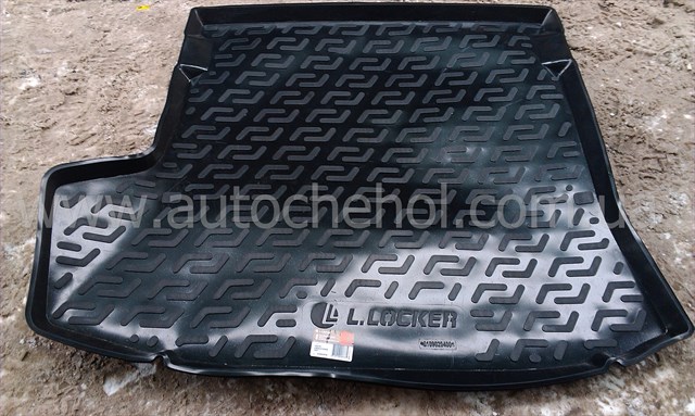 Качественный черный коврик в багажник Toyota Corolla 2007