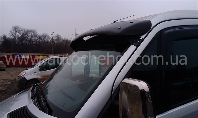 Козырек - дефлектор лобового стекла Mercedes Sprinter
