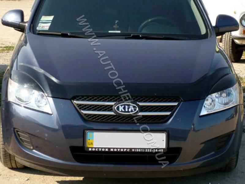 Мухобойки на KIA CEED