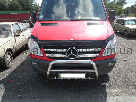 Дефлектор капота - мухобойка на капот Mercedes Sprinter