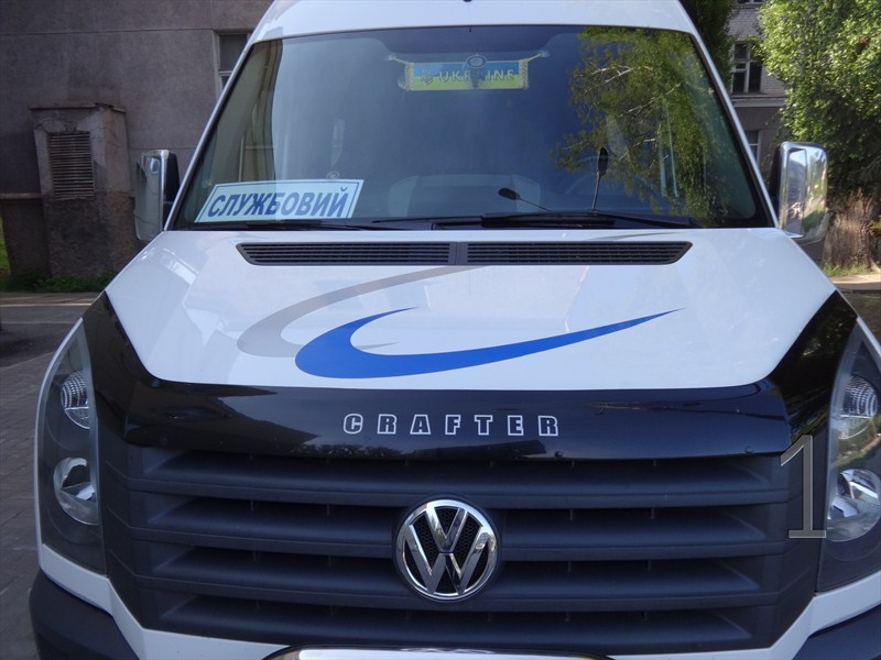 Дефлектор капота - мухобойка на капот Volkswagen Crafter