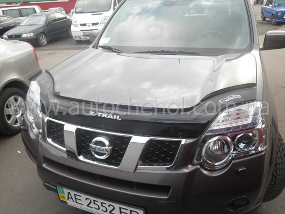 Мухобойка на NISSAN X TRAIL T31