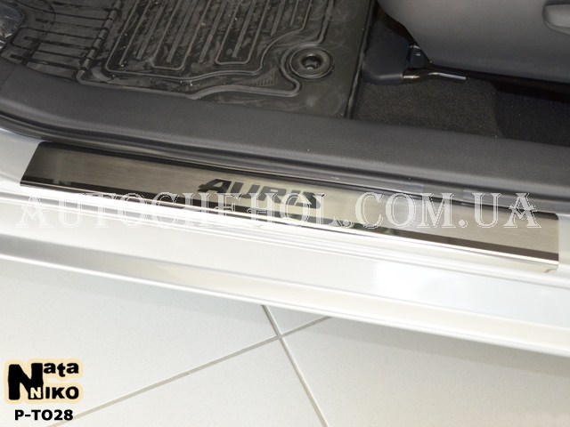 Накладка на пороги Toyota Auris 2013, premium, 4 штуки