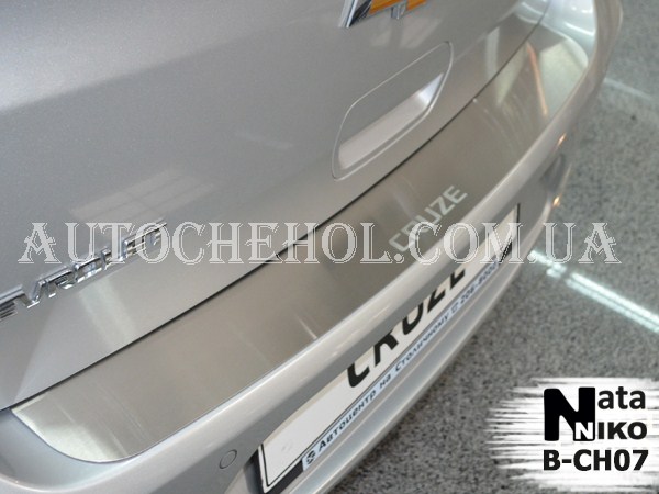 Накладка на бампер Chevrolet Cruze 2011