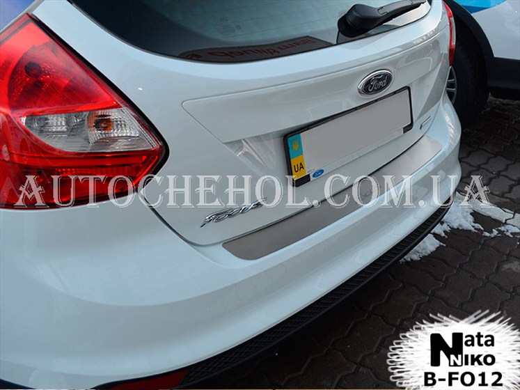 Накладка на бампер Ford Focus 5D 2012