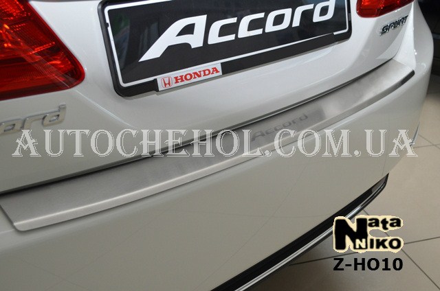 Накладка на бампер с загибом Honda Accord