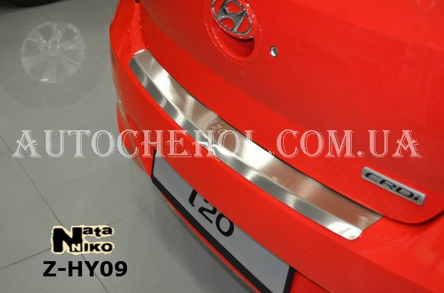 Накладка на бампер с загибом Hyundai I20