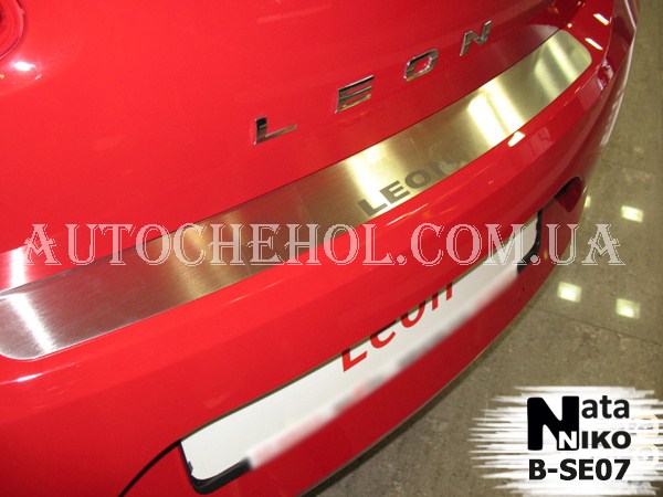 Накладка на бампер Seat Leon