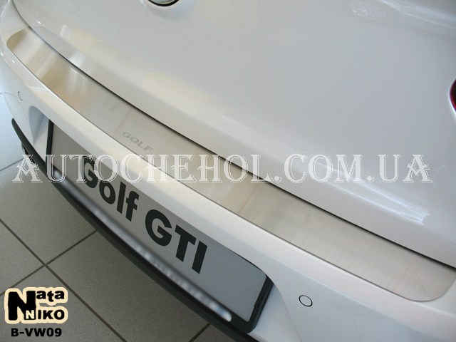 Накладка на бампер Volkswagen Golf 6