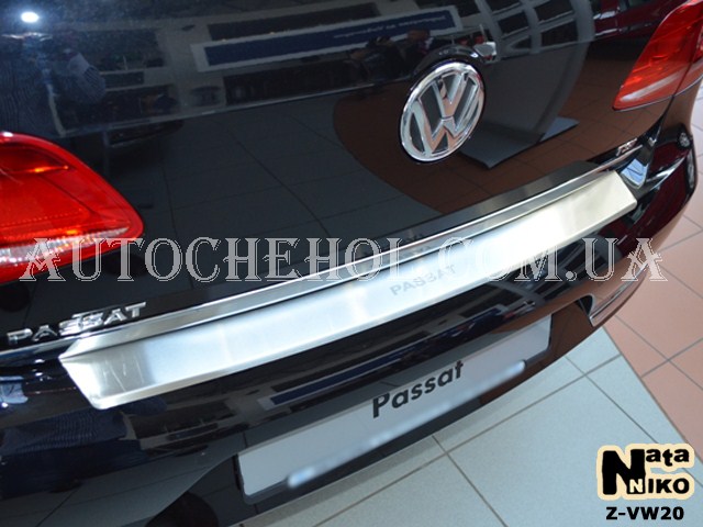 Накладка на бампер с загибом Volkswagen Passat B7