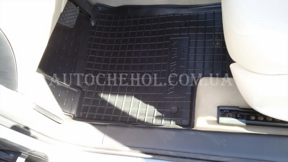 Качественные черные резиновые коврики в салон Volkswagen Jetta 2011, AVTOGUMM