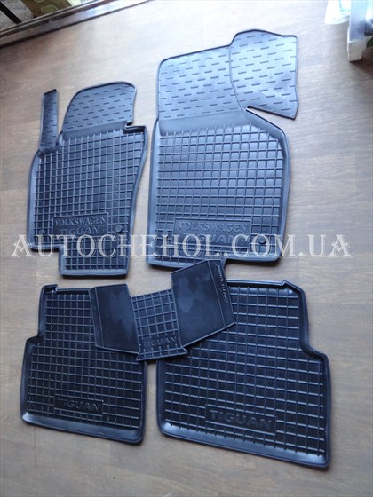Резиновые коврики на Volkswagen Tiguan 2007. Avto-gumm