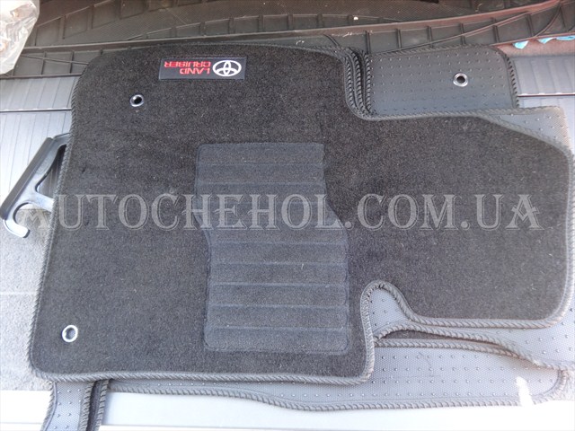 Черные текстильные коврики на Toyota Land Cruiser 200 ,BELTEX