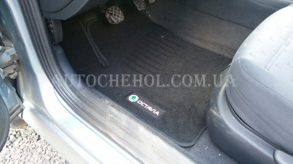 Черные качественные текстильные коврики для Skoda Octavia Tour