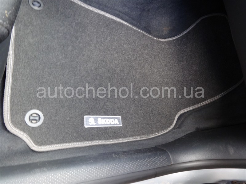 СЕРЫЕ Текстильные коврики на Skoda Superb 2002-2008