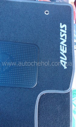 Текстильные коврики для Toyota AVENSIS III