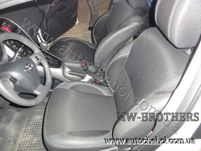 Чехлы Toyota Auris марки MW_BROTHERS