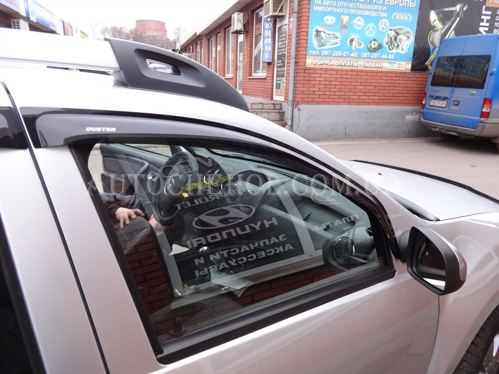 Дефлекторы боковых окон для Renault Duster, ветровики на duster, Voron Glass,Россия
