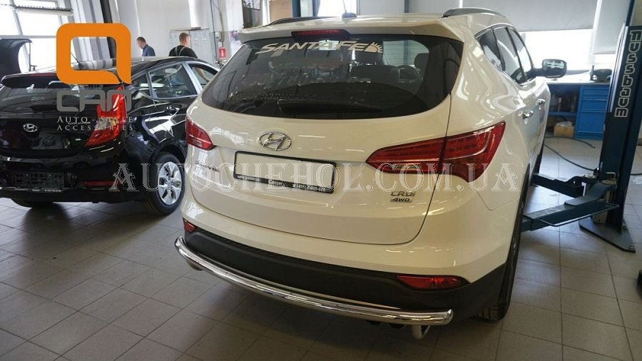 Защита заднего бампера на Hyundai Santa Fe 2013