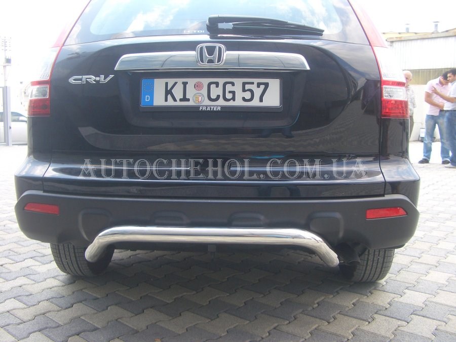 Защита заднего бампера на Honda CR-V 2006